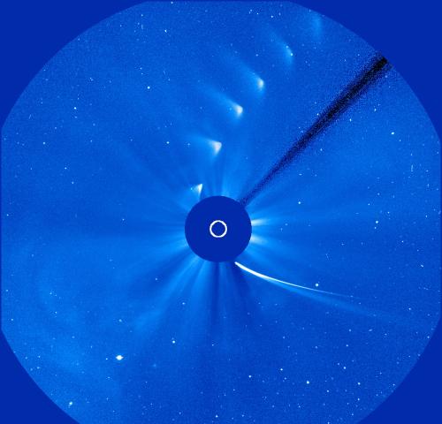 Изображение ЕКА: лебединая песня кометы ISON