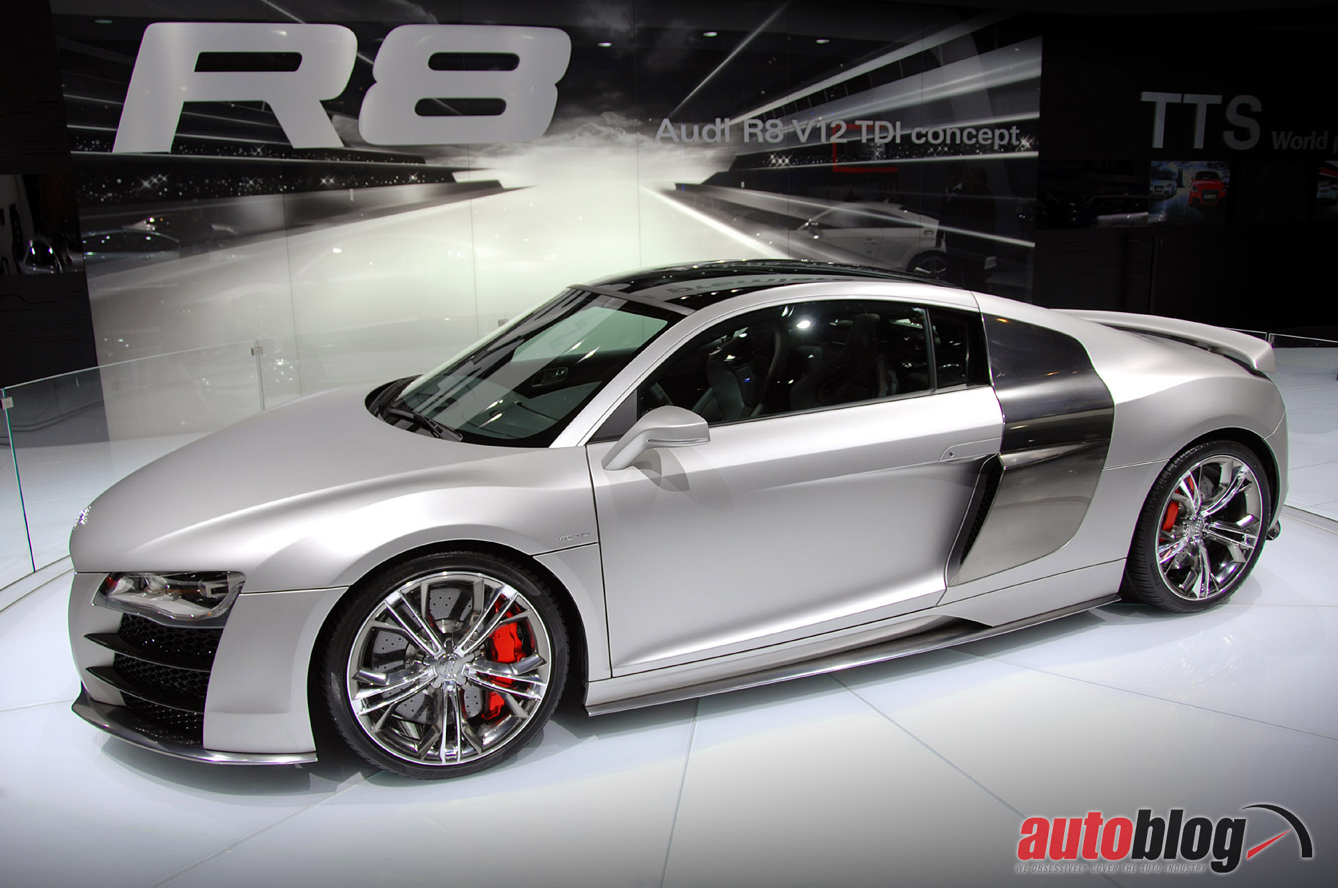 Дизельный суперкар Audi R8 V12 TDI