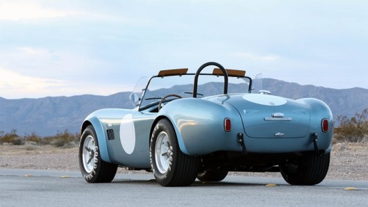 Shelby празднует 50-летие FIA Cobra